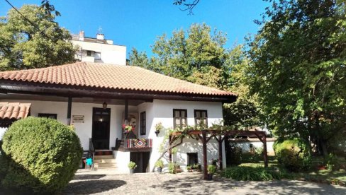 BORINU PISALJKU NAŠLI U TRAVI: Muzej kuća u Vranju čuva retke eksponate čuvenog srpskog pisca