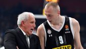 CENTAR OSTAJE CRNO-BELI: Partizan sprema novi ugovor za Alena Smailagića
