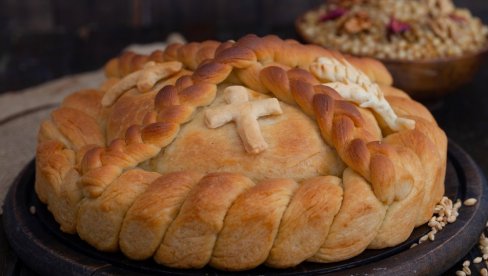 RECEPT ZA POSNU SLAVSKU POGAČU ZA SVETOG NIKOLU: Oduševićete goste njenim izgledom i ukusom