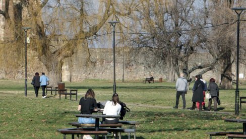 OBASJAĆE SUNCE SRBIJU: Danas će vreme biti toplo i lepo, ali veče i noć donose promenu