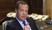 ZAPAD KORISTI PRINCIP ZAVADI PA VLADAJ: Medvedev objasnio da li Ukrajina ima izbor