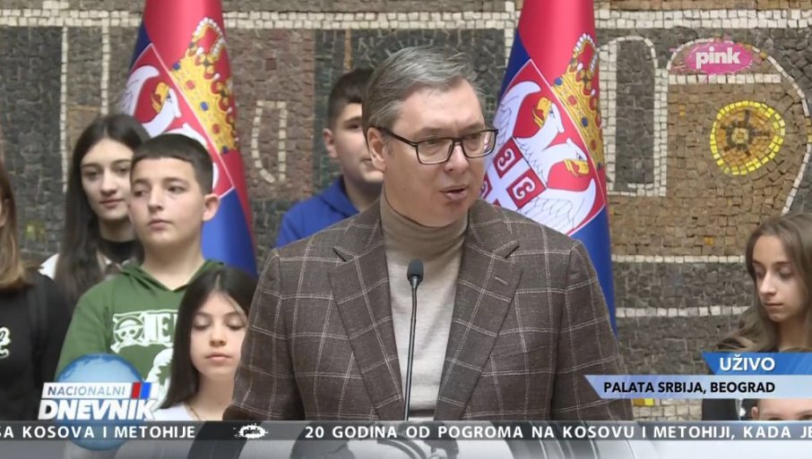 VUČIĆ SA DECOM SA KOSMETA: Kosovo je naša duhovna i državna kolekva (VIDEO)