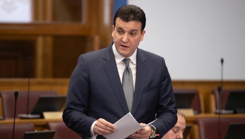 SPAJIĆEVA VLADA SE RASPADA: Premijer traži razrešenje ministra pravde Andreja Milovića