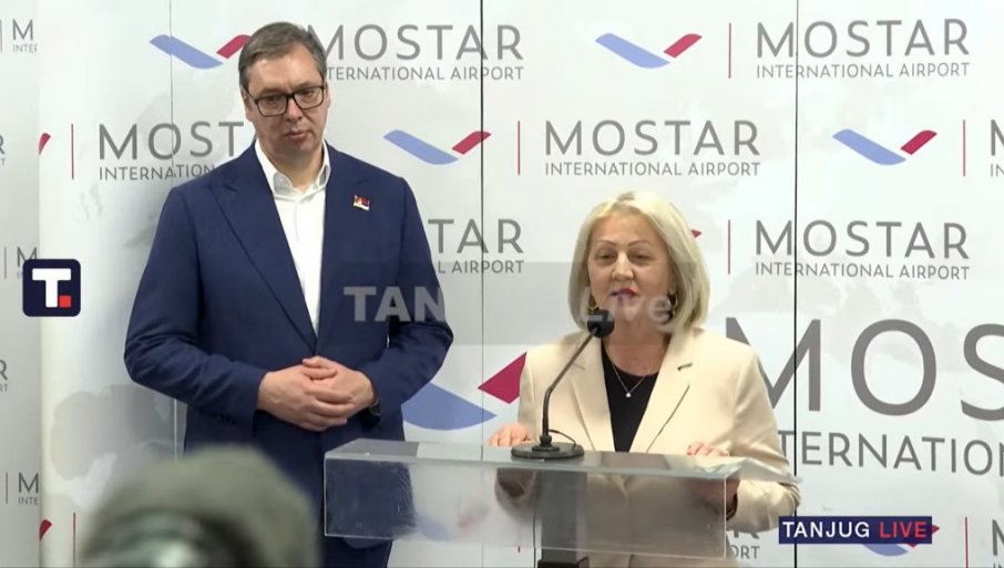 VUČIĆ NA CEREMONIJI U MOSTARU: Uspostavljen prvi redovan let Beograd-Mosta (FOTO/VIDEO)