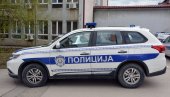 UHAPŠEN ZBOG ORUŽJA U KOLIMA: Somborska policija kaznila vozača pežoa