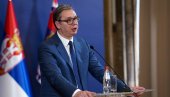 VUČIĆ PORUČIO: Srbiju im nećemo dati ni za šta na svetu, Srbiju volimo više od svega  (VIDEO)