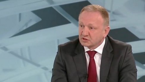 BULATOVIĆ: Politička lakrdija zvana Dragan Đilas