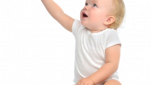 ЖЕЛЕ ДА ГА ДОДИРНУ ВРХОМ ПРСТА: Откривено зашто бебе до 14 месеци стално показују рукама