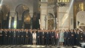 MOLEBAN U HRAMU SVETOG SAVE: Svečanom činu prisustvovali predsednik Vučić i Dodik (FOTO/VIDEO)