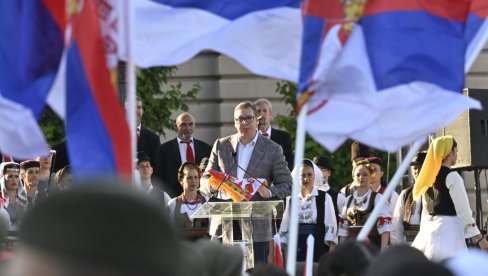 ZAVET POD TROBOJKOM: Ne damo ni Kosovo ni Srpsku