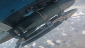 РУСКИ СУПЕСОНИЧНИ ЛОВЦИ: Погледајте ловце Су-34 који користе муницију достављену из ваздуха (ВИДЕО)