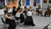 „AMOROZO“ ODUŠEVIO PUBLIKU: Leskovački kamerni orkestar na festivalu u Strumici