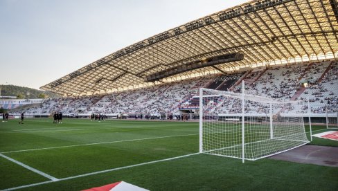 BOMBA U KOMŠILUKU: Legendarni Italijan preuzeo Hajduk iz Splita
