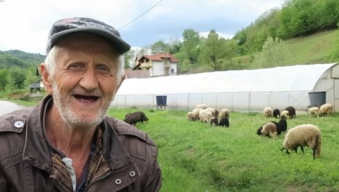 MAJKA NAS TROJE BACILA U SNEG, PREUDALA SE... Sudbina se Fadilu odužila na najbolji način - evo kako danas živi