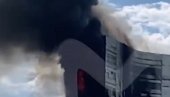 POGINULE DVE OSOBE: Novi detalji stravičnog požara u blizini Moskve, ljudi iskakali kroz prozore da se spasu (VIDEO)
