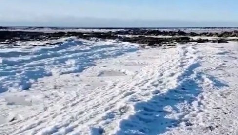 POGLEDAJTE - ZAMRZLI SE MORSKI TALASI NA OGNJENOJ ZEMLJI: Zima stigla na argentiski arhipelag