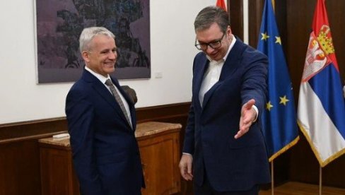 O PRETNJAMA OD TERORIZMA I UTICAJU RATNIH SUKOBA: Oglasio se predsednik Vučić nakon sastanka sa Beatom Jansom (FOTO)