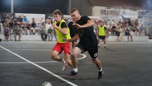 PRVI FUTSAL TURNIR U DRENOVCU: Na novoizgrađenom sportskom terenu