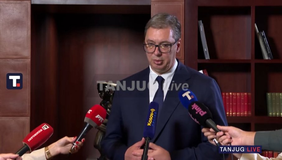 VUČIĆ SE OBRAĆA IZ KAIRA (VIDEO)