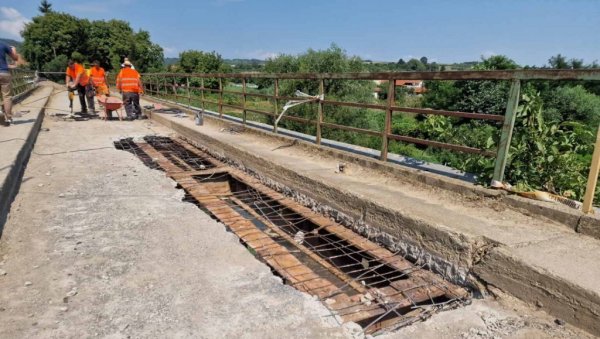 ОБНОВА ПОСЛЕ ПОЛА ВЕКА: Санација моста у лесковачком Прибоју