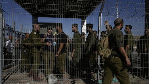 IZRAEL OSLOBODIO 90 PALESTINSKIH ZATVORENIKA: Među njima 69 žena i 21 mladić