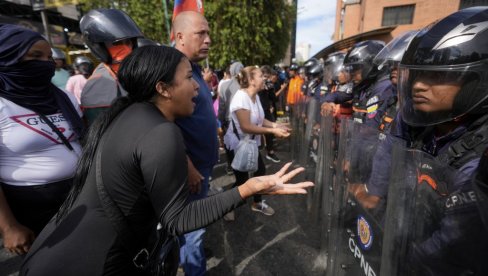 GORE ULICE POSLE POBEDE MADURA: Uveravanja opozicije da je došlo do prekrajanja volje građana Venecuele dovela do protesta