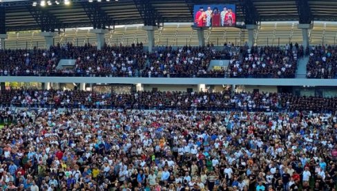 TRIDESET HILJADA LJUDI NA OBELEŽAVANJU DANA SEĆANJA - 29 GODINA OD OLUJE U LOZNICI: Bože pravde i slike srpskog jedinstva (FOTO/VIDEO)