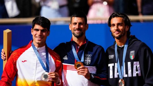 NOVAK ĐOKOVIĆ OTKRIO AMERIMA! Evo šta je rekao Karlosu Alkarazu na mreži posle finala Olimpijskih igara