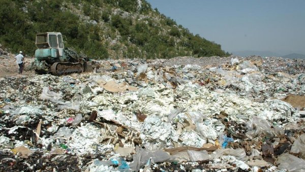 И ДАЉЕ СЕ ГРАДИ НЕЛЕГАЛНА ХИДРОЕЛЕКТРАНА: Србима муте и воду за пиће