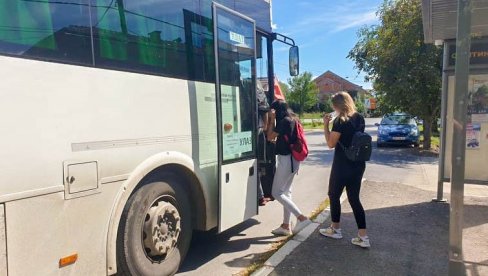 AUTOBUSKE KARTE ZA SREDNJOŠKOLCE: Preuzimanje od 12. avgusta