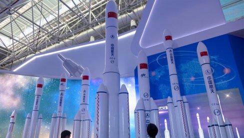 UZBUNA NA ZAPADU - KINA LANSIRA SAZVEŽĐE QIANFAN: Očekuje se da „kineski Starlink” bude duplo moćniji od američke mreže