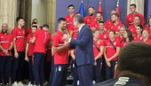 OPOZICIJA SRAMNO NAPLJUVALA SRPSKE SPORTISTE: Nikad gore napali Đokovića i Jokića  (FOTO/VIDEO)