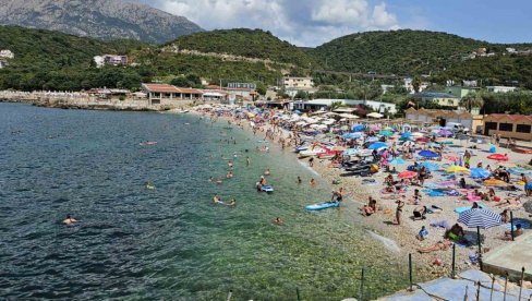 TRAGEDIJA U UTJEHI: Utopio se Beograđanin - sa suprugom bio na plaži