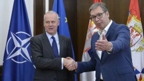 SRBIJA OSTAJE PRIVRŽENA VOJNOJ NEUTRALNOSTI: Vučić se sastao sa pomoćnikom generalnog sekretara NATO-a