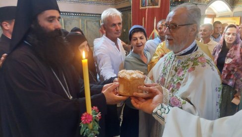 NIFONT KAO SPONA: Podrška Rađevine, Azbukovice, Jadra i Srema mladom arhimandritu