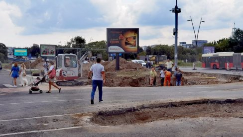 NOVE IZMENE ZBOG FINALNIH RADOVA:  Kružni tok kod Ušća napreduje svakog dana, kraj radova očekuje se do kraja nedelje