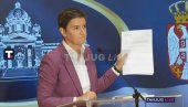 ZA OVO SE ZNA DA JE LAŽ, DA NIJE ISTINA: Brnabić pokazala šta joj je opozicija dala pred konferenciju (FOTO)