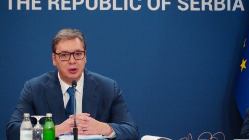 SASTANAK ZAKAZAN ZA 9 SATI: Vučić sutra prima državnog sekretara Svete Stolice kardinala Pjetra Parolina