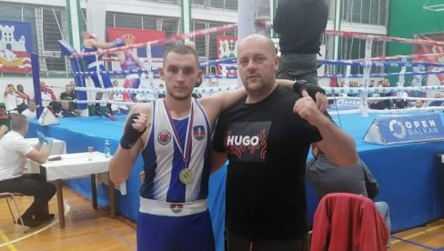 BRAVO AHMEDE! Mavrić, trostruki šampion Srbije u boksu