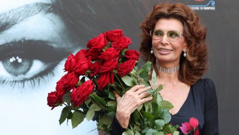 MISTERIOZAN ODNOS SA TITOM: Holivudska diva i italijanska glumica Sofija Loren danas puni 90 godina (FOTO)