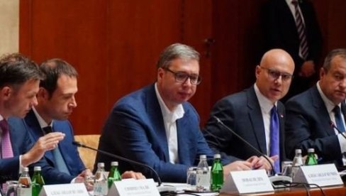 VUČIĆ SE OGLASIO NAKON SEDNICE VLADE: Ovo su bile glavne teme