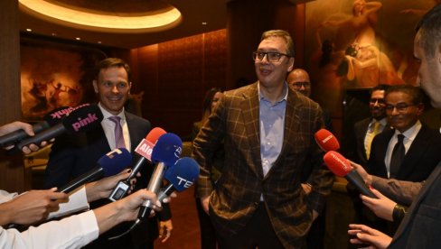 SREĆAN SAM I PONOSAN : Vučić povodom završetka radova na hotelu u Kuli Beograd