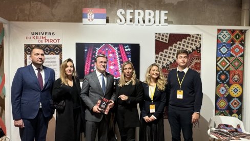 SVETSKA SIMBOLIKA PIROTSKOG ĆILIMA: Ministar kulture Srbije Nikola Selaković na 19. samitu Frankofonije u Parizu (VIDEO)