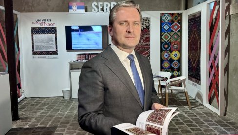 PIROTSKI ĆILIM KANDIDAT ZA SVETSKU BAŠTINU! Ministar kulture Nikola Selaković u Parizu saopštio velike vesti (FOTO/VIDEO)