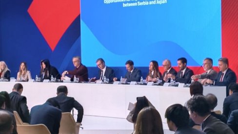 VUČIĆ NA POSLOVNOM FORUMU: Povezivanje sa Japanom od velikog značaja za Srbiju - uz veće japansko prisustvo, nebo je granica (VIDEO)