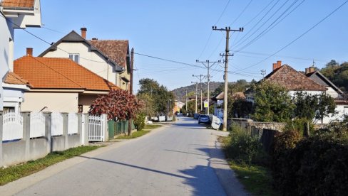 ЗНАТЕ ЛИ КО СУ МИРАЏИЈЕ? Село Војска код Свилајнца познато по овим зетовима - Имају чак и Удружење мираџија Црни гавран (ФОТО)