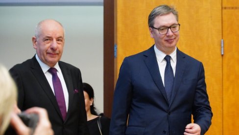 BIĆEMO POUZDAN PARTNER MAĐARSKOJ Vučić: Želimo i zajedničku berzu električne energije