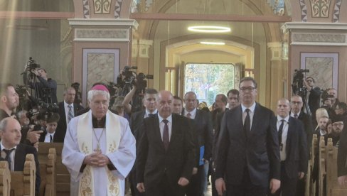 VUČIĆ I ŠUJOK SE OBRATILI IZ ŽABLJA: Posle vekova i decenija neslaganja i mržnje nije lako doći do poštovanja i podrške...  (FOTO/VIDEO)