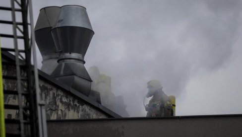 GORI RESTORAN U BERLINU, VELIKI BROJ POVREĐENIH: Vatrogasne službe na terenu (FOTO)