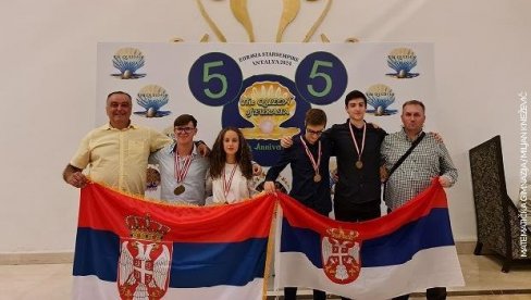 ČETVORO ĐAKA DONELO ŠEST ZLATNIH MEDALJA! Učenici matematičke gimnazije u Beogradu zablistali na međunarodnoj olimpijadi znanja